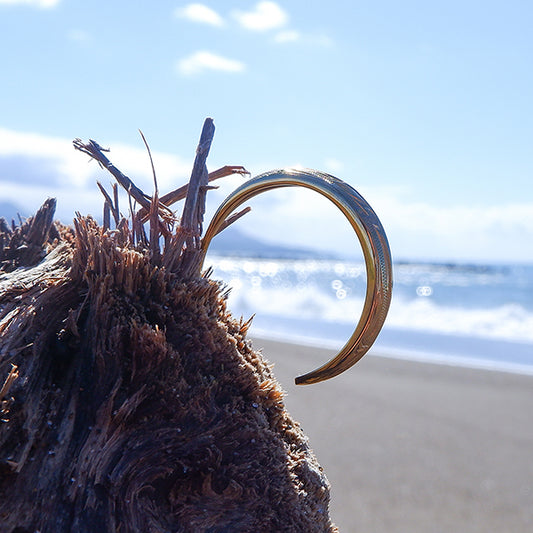 ハワイアンジュエリー ピアス 片耳用 ステンレス レディース スクロール フープ 金属アレルギー対応